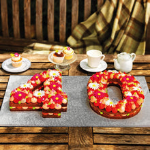 Load image into Gallery viewer, 14&quot; x 12&quot; Rectangular Silver Cake Drums 12mm Thick (Pack of 5)
