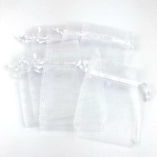Load image into Gallery viewer, 4&quot; x 5&quot; White Organza Favour Bags (Pack of 10)
